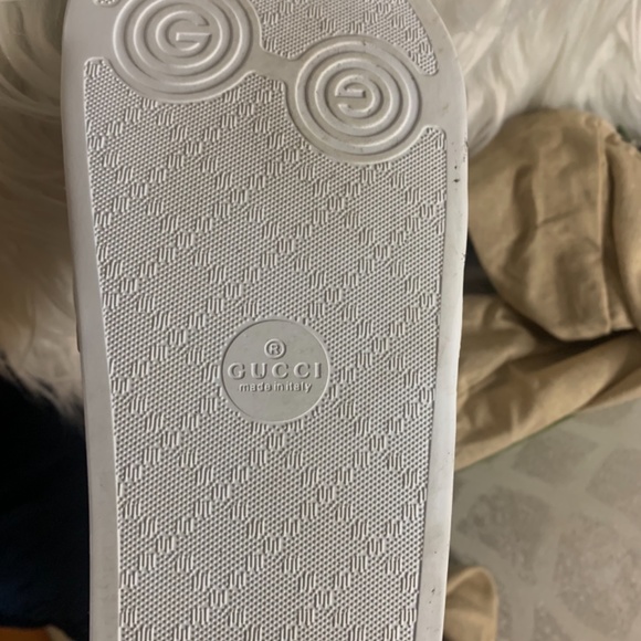 Gucci Logo Slides Interlocking Red GG - Picture 5 of 7